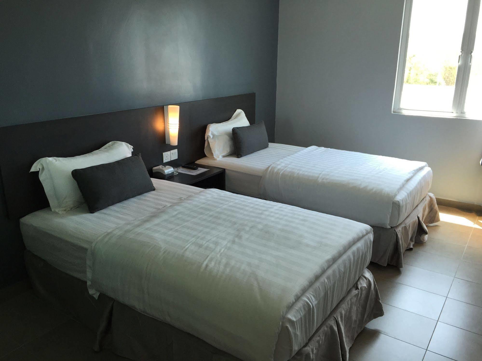 G Langkawi Motel Kuah Extérieur photo